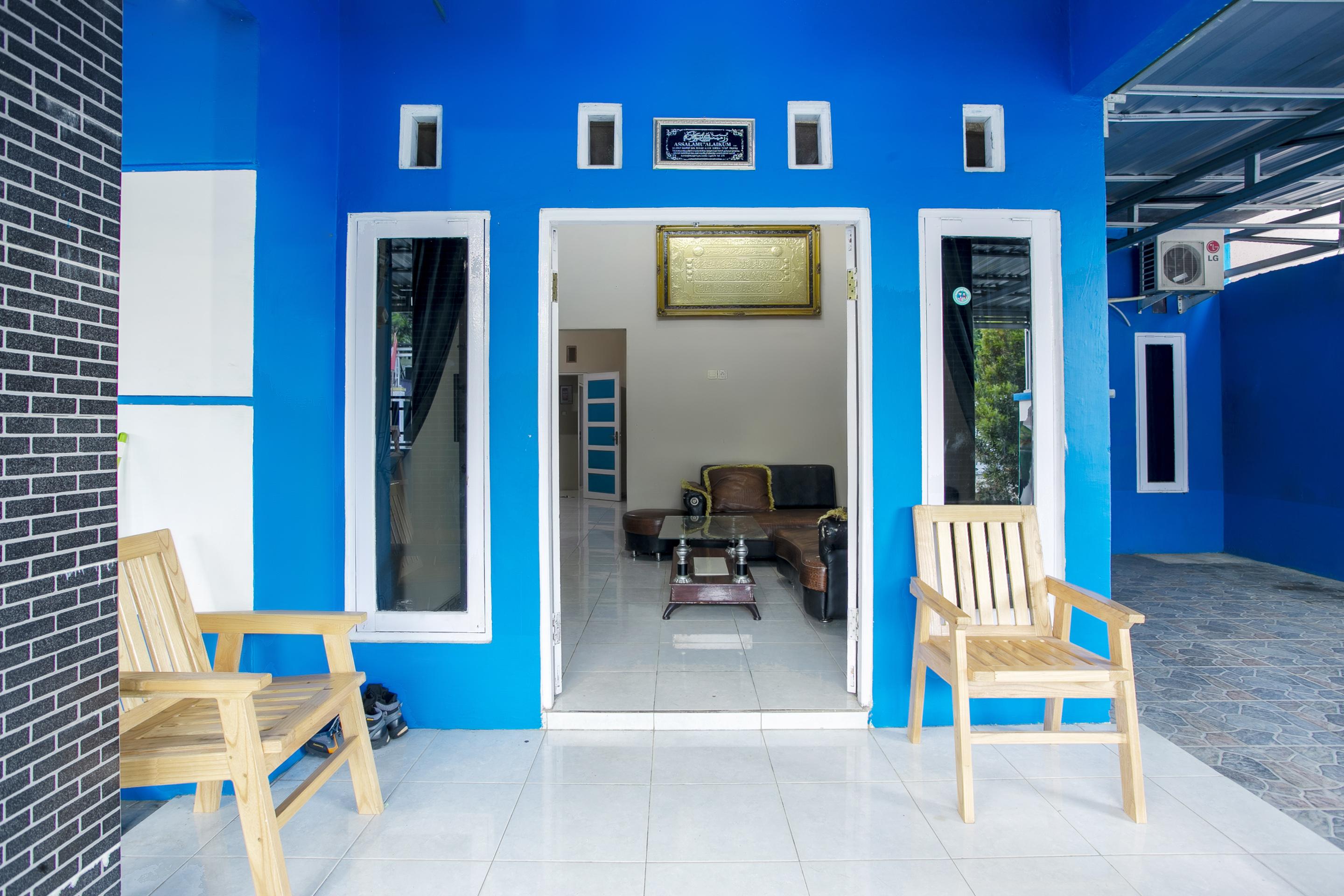 Oyo 2954 Aulia Homestay Banjarbaru 外观 照片