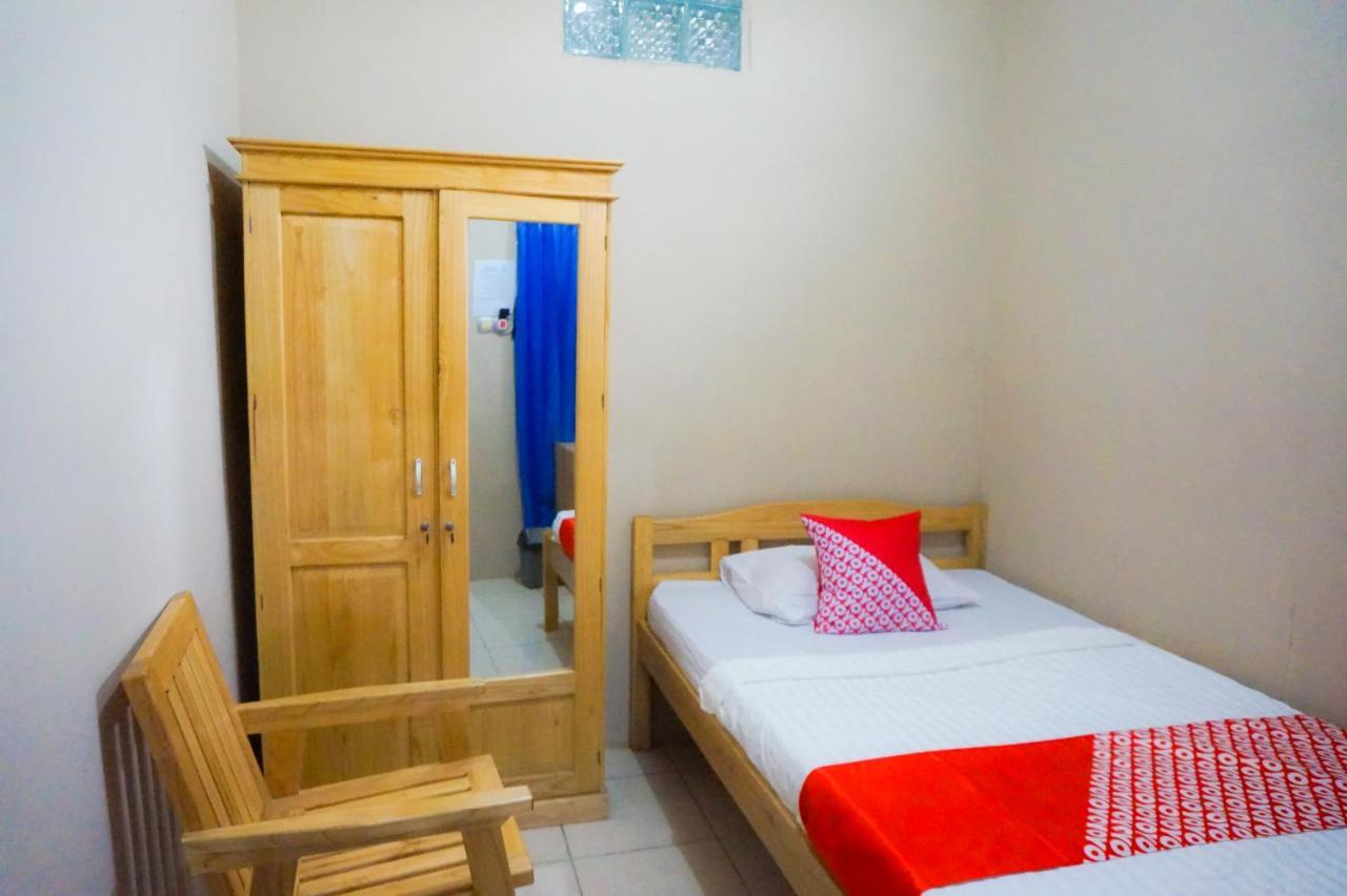 Oyo 2954 Aulia Homestay Banjarbaru 外观 照片