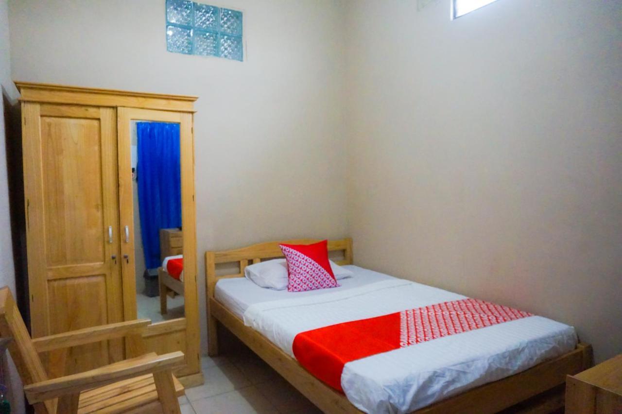 Oyo 2954 Aulia Homestay Banjarbaru 外观 照片